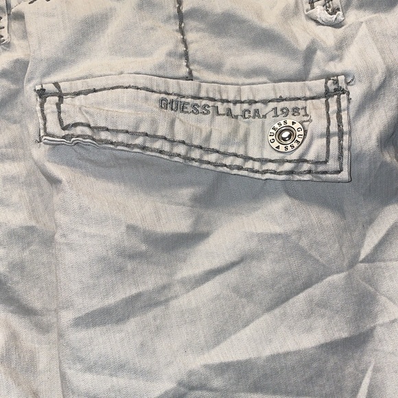 GUESS Jeans high end Designer Cargo shorts size 33 like NEw denim Jean short - Picture 8 of 12